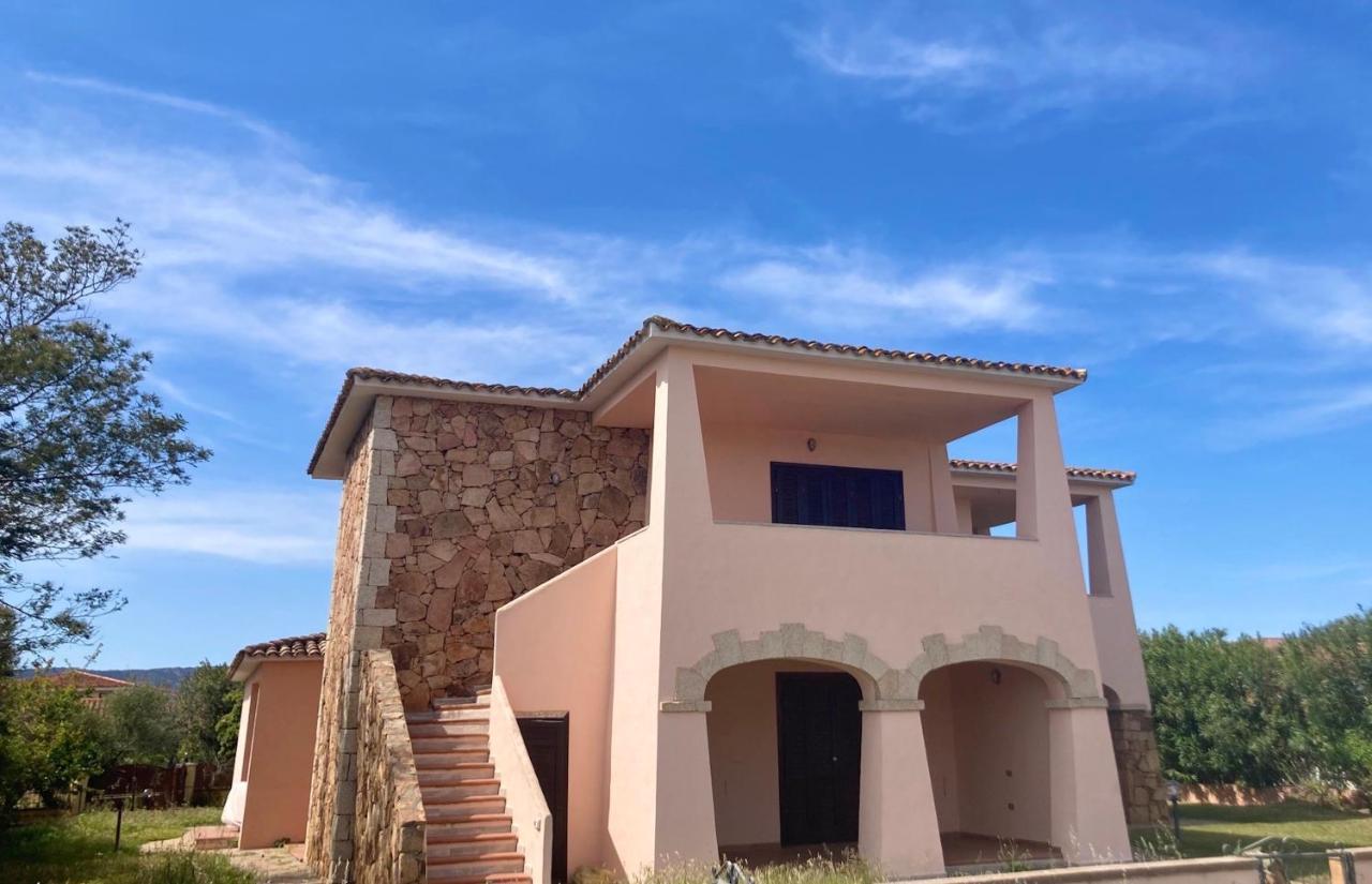 Iss Travel, Le Carrube Two Bedrooms Apartments With Air Conditioning San Teodoro  Eksteriør billede